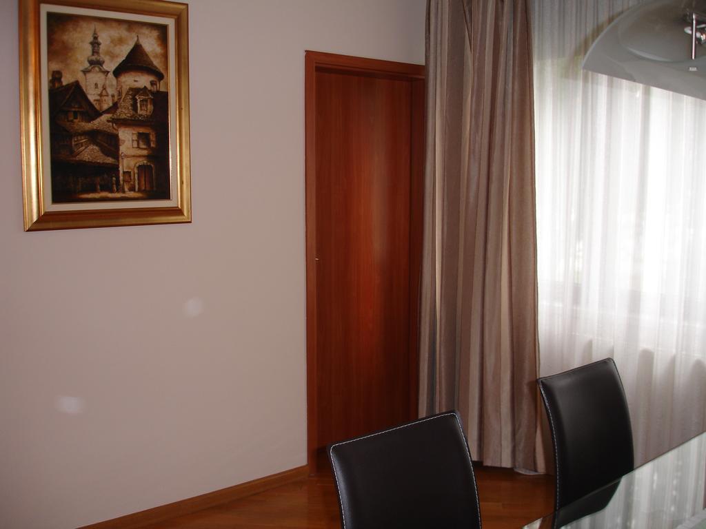 Apartment Ina ซาเกร็บ ห้อง รูปภาพ